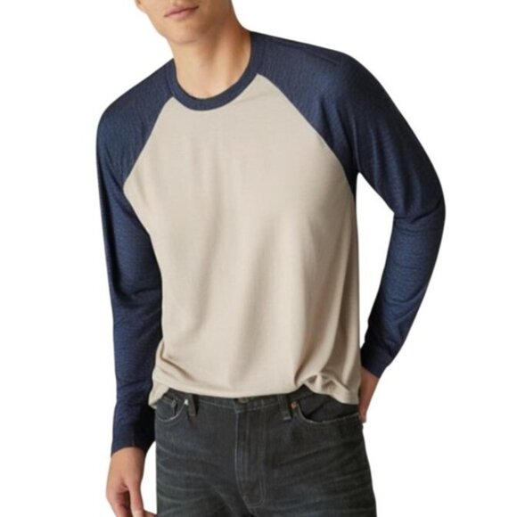 Abercrombie & Fitch Men's Air Knit Contrast Raglan Long Sleeve T-Shirt Small - Picture 1 of 11